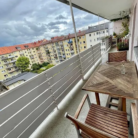 Wunderschoene 3 Mitten In Schwabing