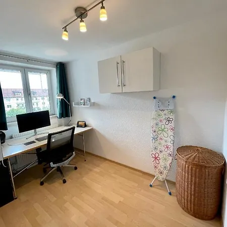 Wunderschoene 3 Mitten In Schwabing Lejlighed München